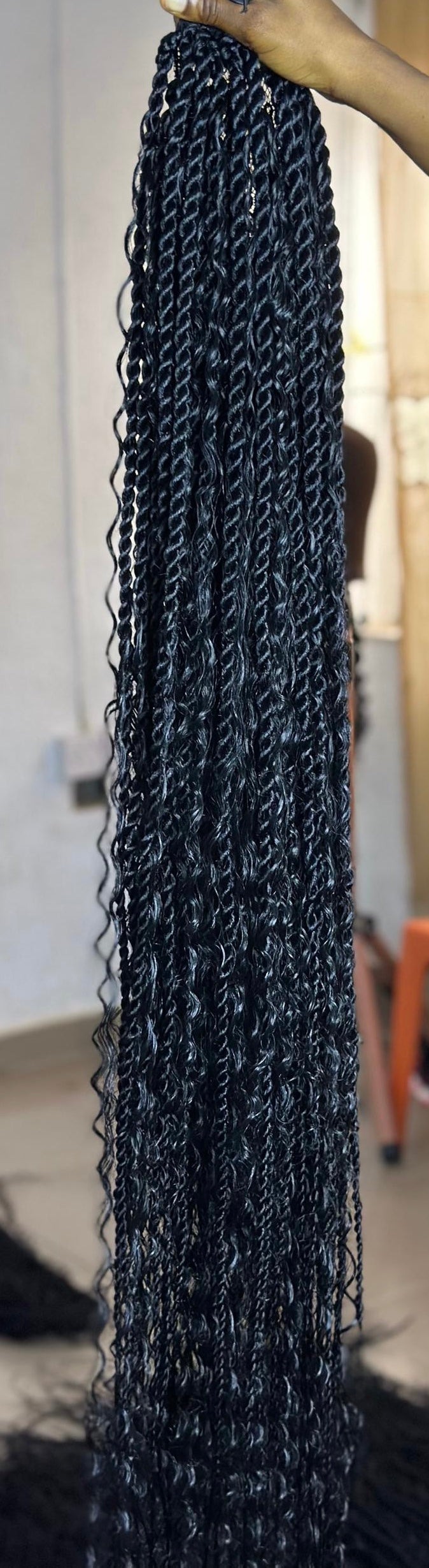 ISLAND TWIST PONYTAIL
